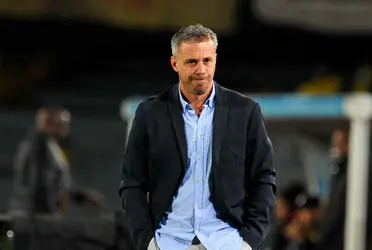 El director tecnico de Independiente no se siente respaldado por la dirigencia del club.