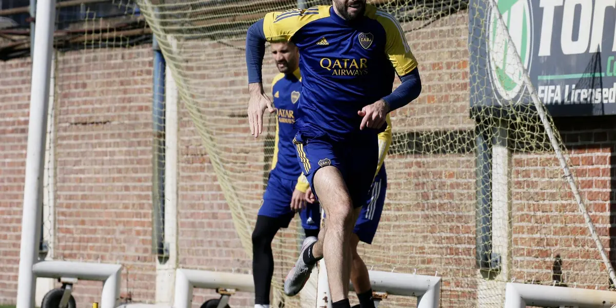 El director técnico del Xeneize probó un equipo alternativo en la previa del partido ante Atlético Tucumán.