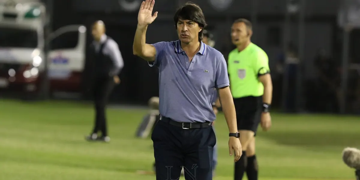 El DT argentino busca seguir reforzando al equipo paraguayo.