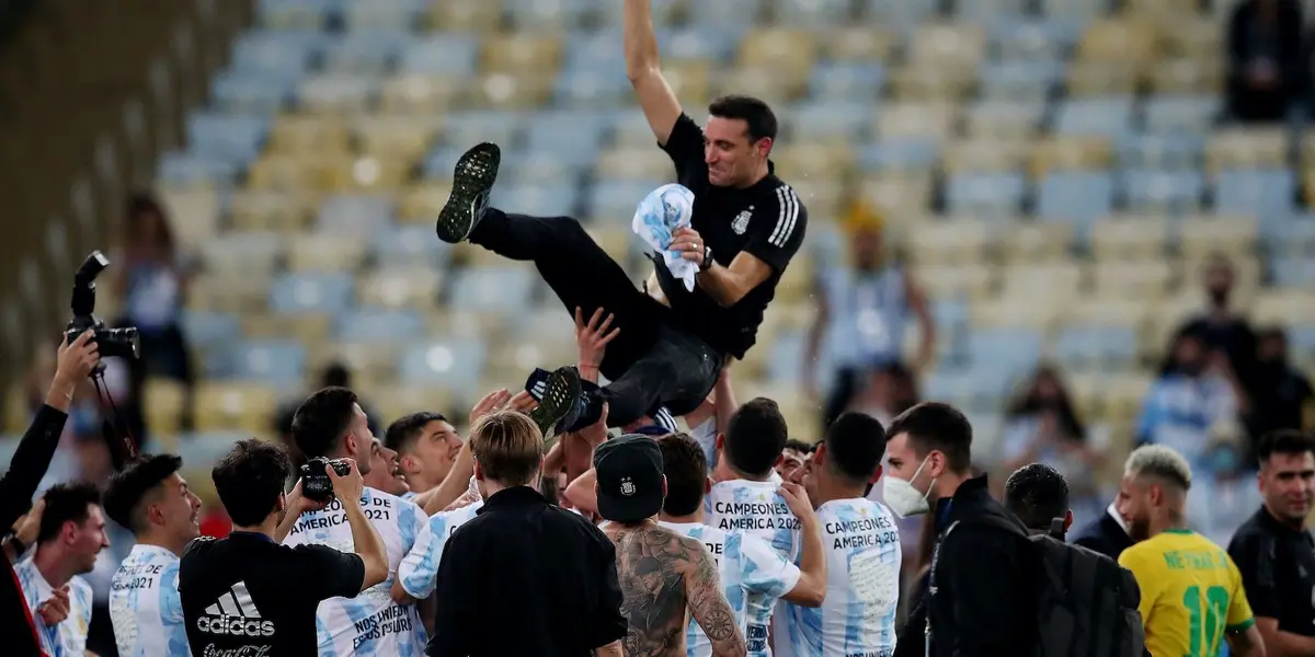 El DT de la Selección Argentina cumple hoy 44 años y en las redes sociales no se olvidaron del campeón de América.
