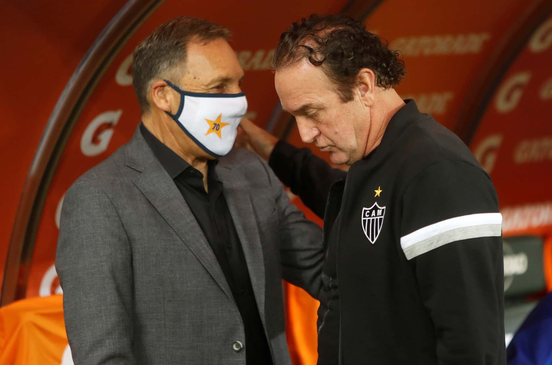 El DT del conjunto brasileño, que se enfrentó al Xeneize y al Millonario en el certamen continental, marcó las principales diferencias entre los equipos.
