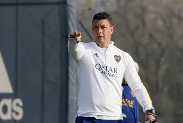 El DT Xeneize tendrá "una vida más" luego del empate en La Bombonera ante el Tomba y, sobre todo, el rendimiento del equipo en la Copa de la Liga.