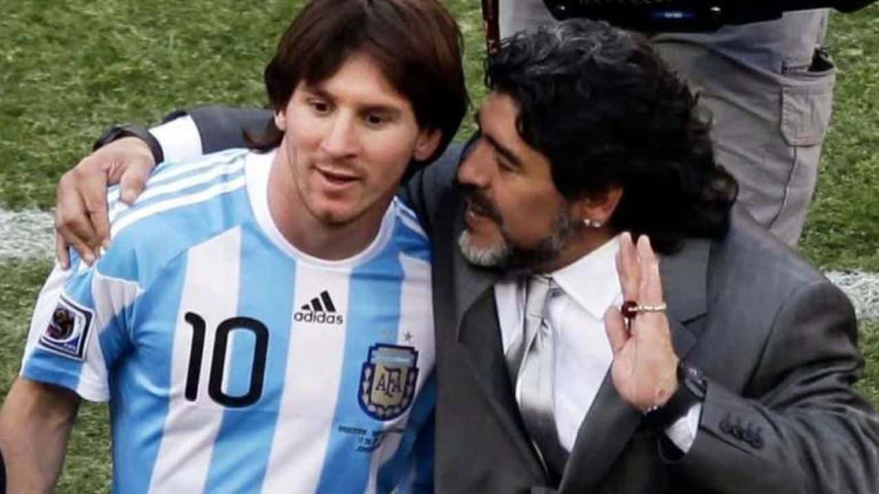 El ente madre del fútbol mundial lanzó un video en el que se pueden ver a los dos genios de la pelota en una combinación entre la Copa del Mundo de México 1986 y Rusia 2018.