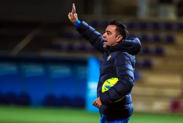 El entrenador Culé se prepara para su debut y en las horas previas recibió una noticia que altera lo pensado.