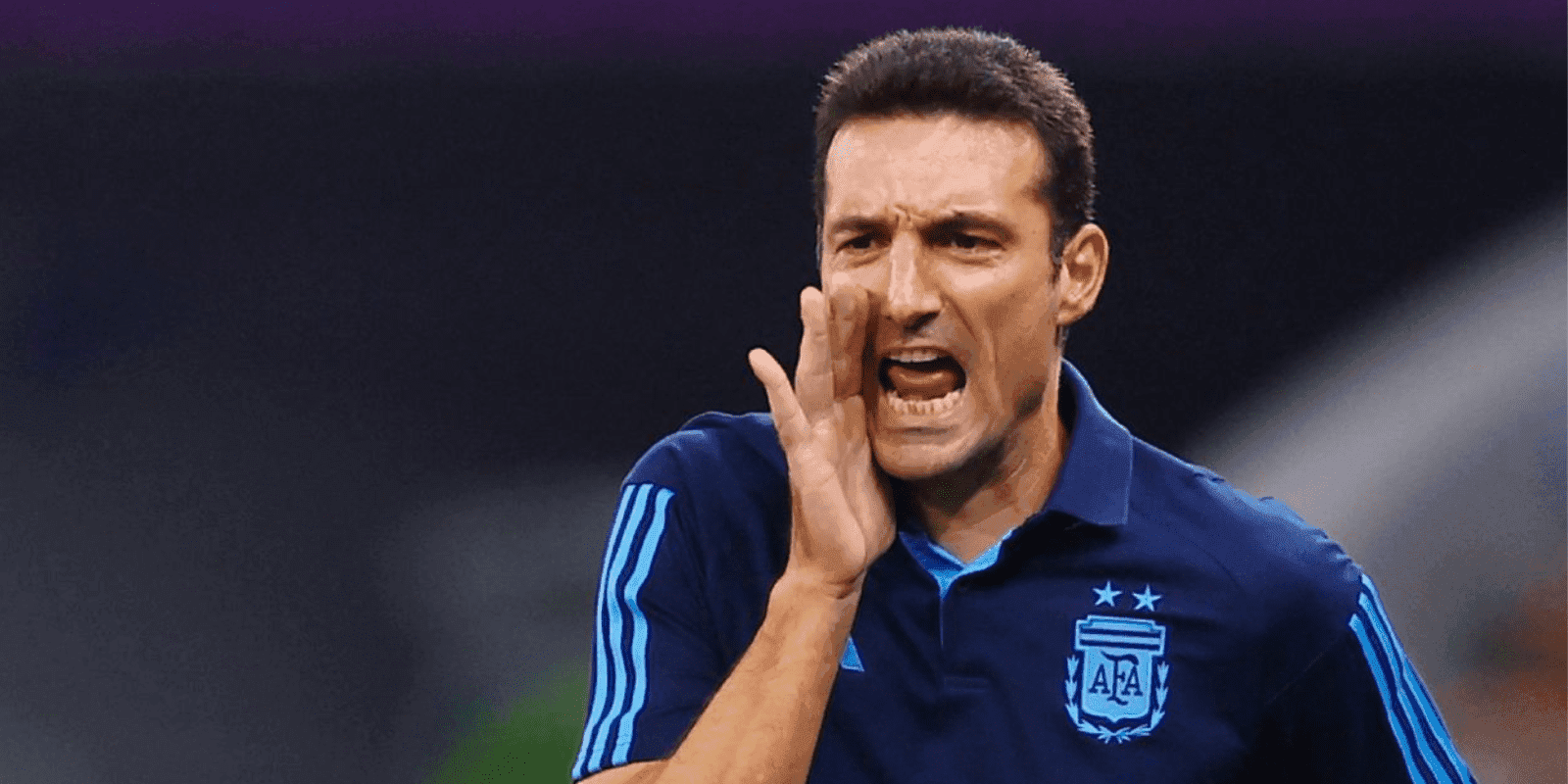 El entrenador del seleccionado albiceleste tuvo un acción un tanto llamativa, en el 2-0 parcial argentino.