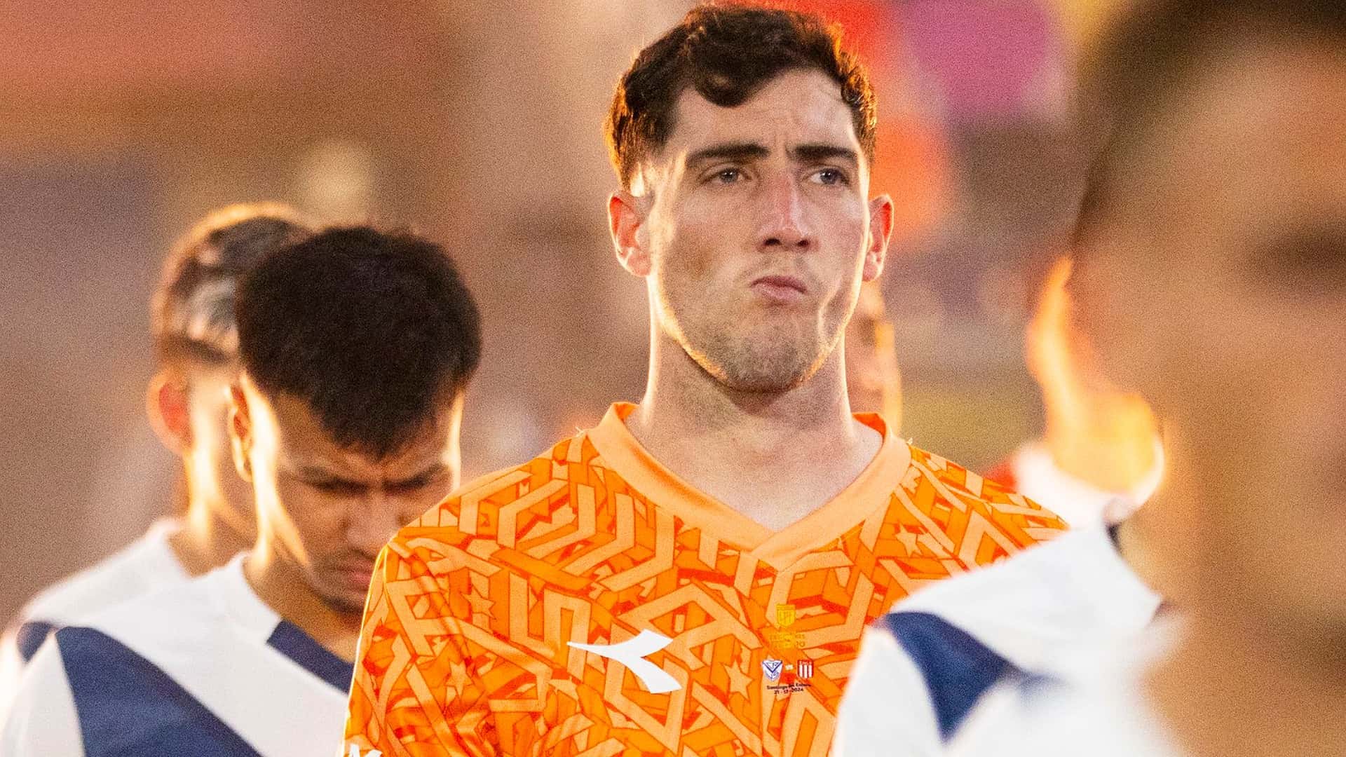 El entrenador no estuvo presente en el partido debido al casamiento de su hija