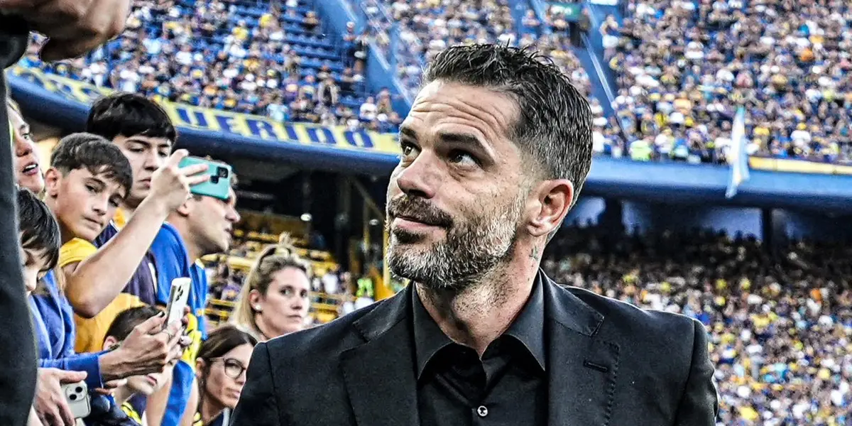 El entrenador quiere a dos defensores que juegan en el Viejo Continente.