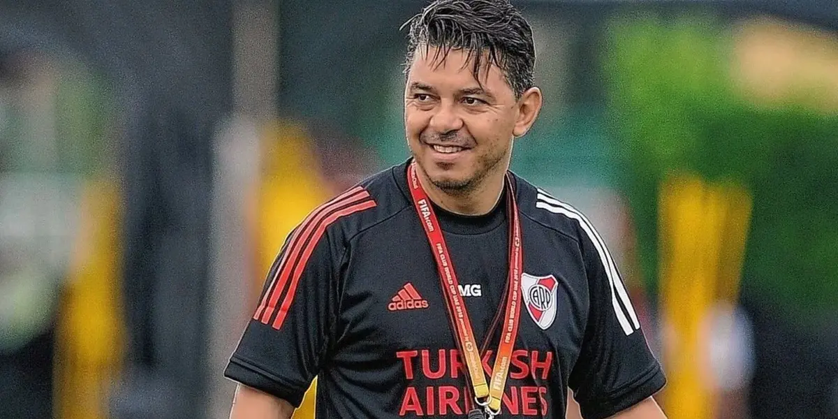 El entrenador vive sus últimas horas al frente del Millonario y decidió modificar una vieja actitud.