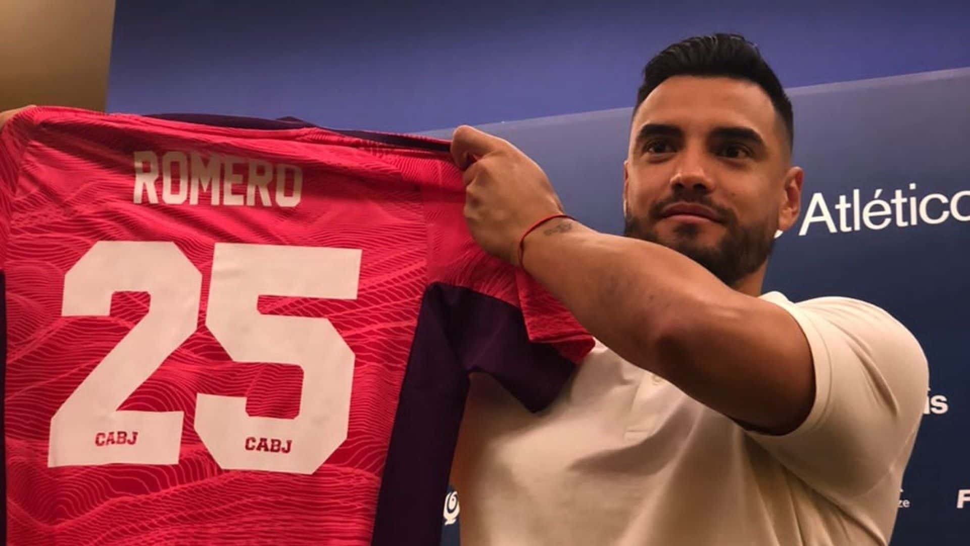 El ex arquero de la selección Argentina tuvo un inconveniente en el entrenamiento de hoy y podría postergarse su debut.