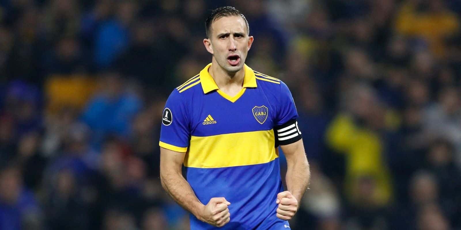 El ex capitán del Xeneize está en la órbita de un club que jugará una copa internacional. Los detalles.