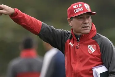 El ex D. T. del Rojo habló sobre cómo se enteró que no iba a seguir al mando del primer equipo.