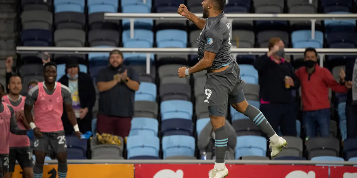 El ex delantero de Boca Juniors tuvo su bautismo en la redes en la Major League Soccer de Estados Unidos.