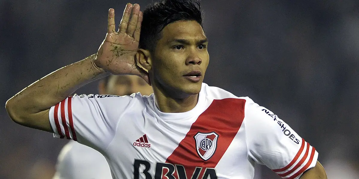 El ex delantero del Millonario tuvo que elegir entre ambos clubes.