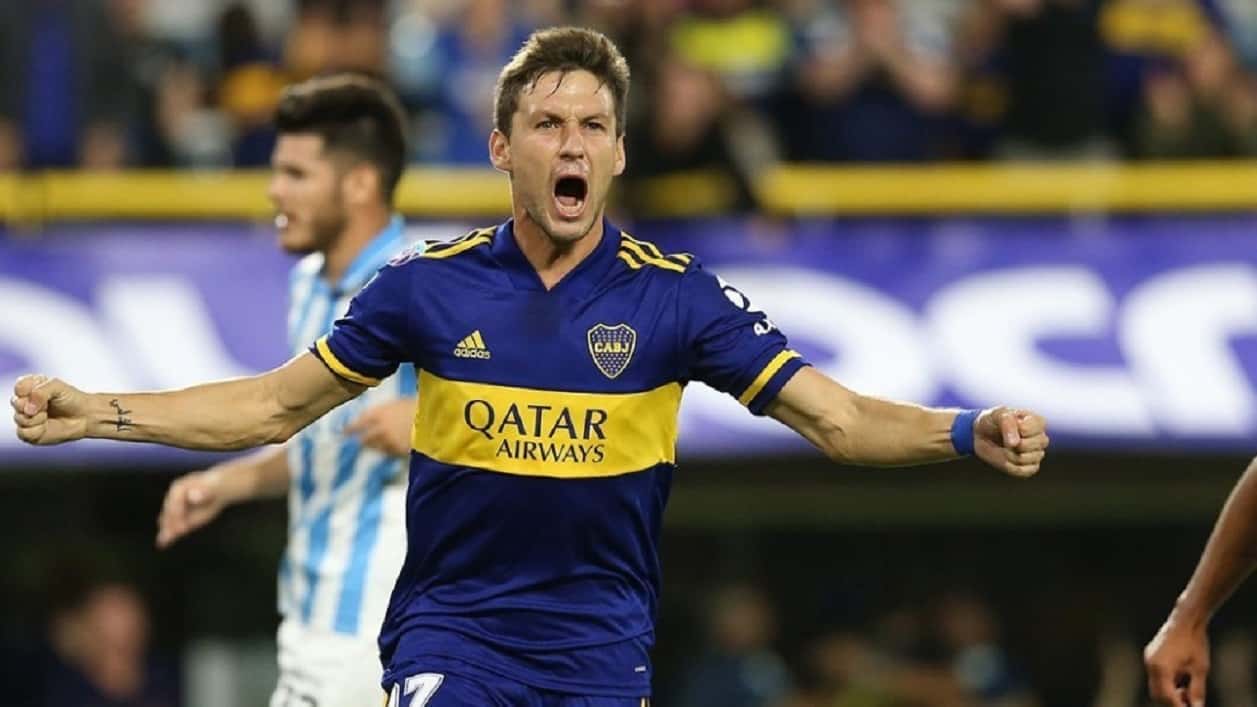 El ex delantero del Xeneize apuntó contra las pocas jugadas de peligro que crea el conjunto de Miguel Ángel Russo.
