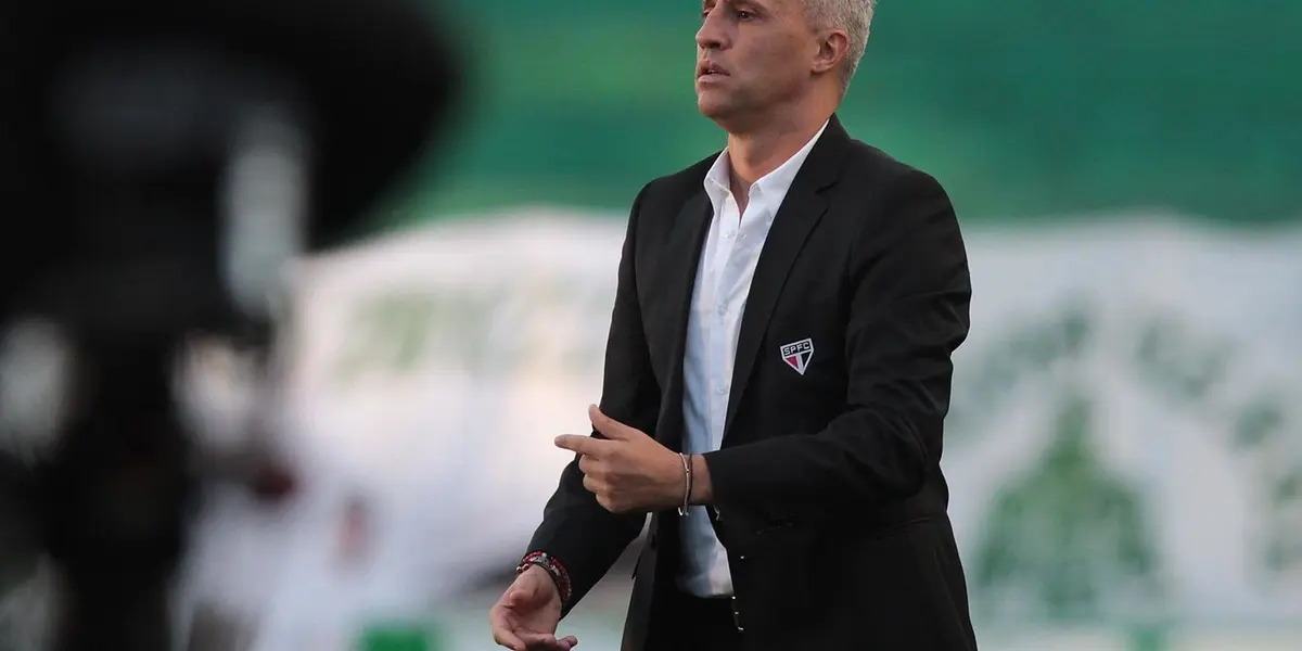 El ex DT de Defensa y Justicia comenzó a sonar fuerte para el banco del Elche, luego de la caida 3 a 0 ante Betis.