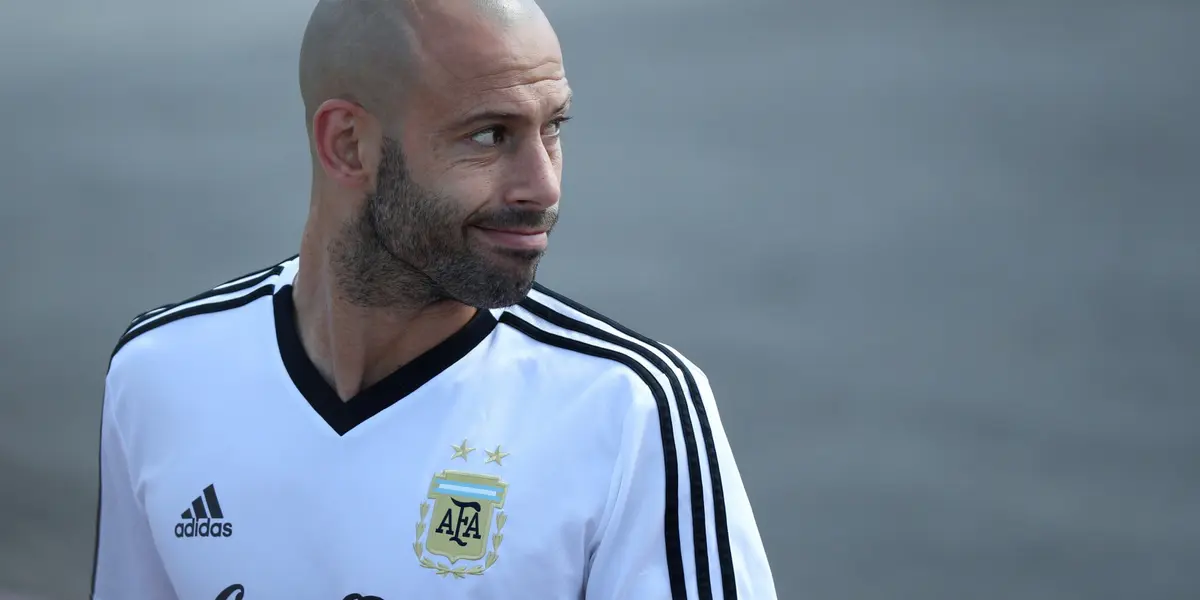 El ex futbolista recibió un llamado del presidente de la Academia, Víctor Blanco. ¿Qué le dijo?