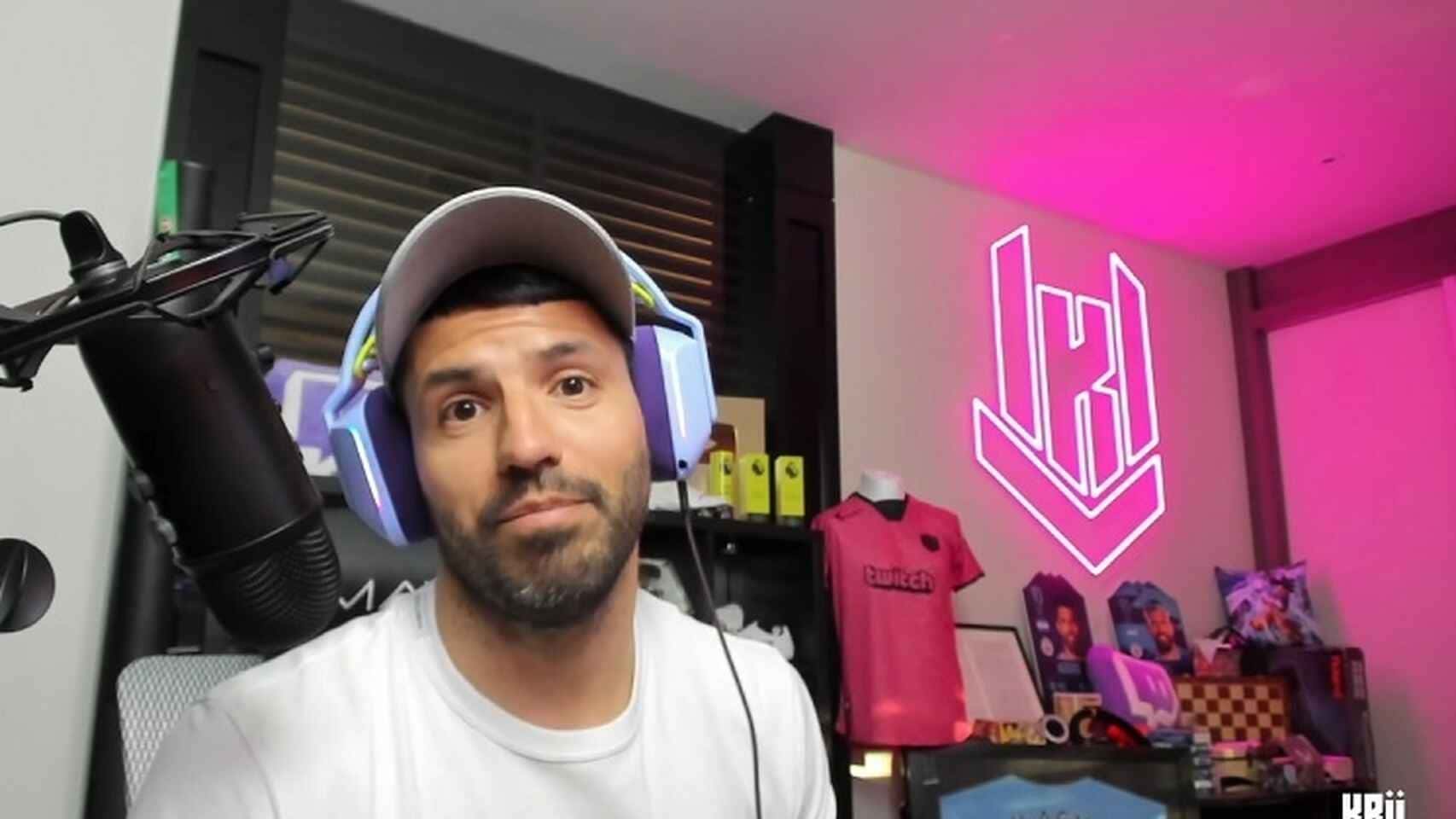 El exjugador del Rojo realizó un comentario muy particular en medio del clásico de Avellaneda.