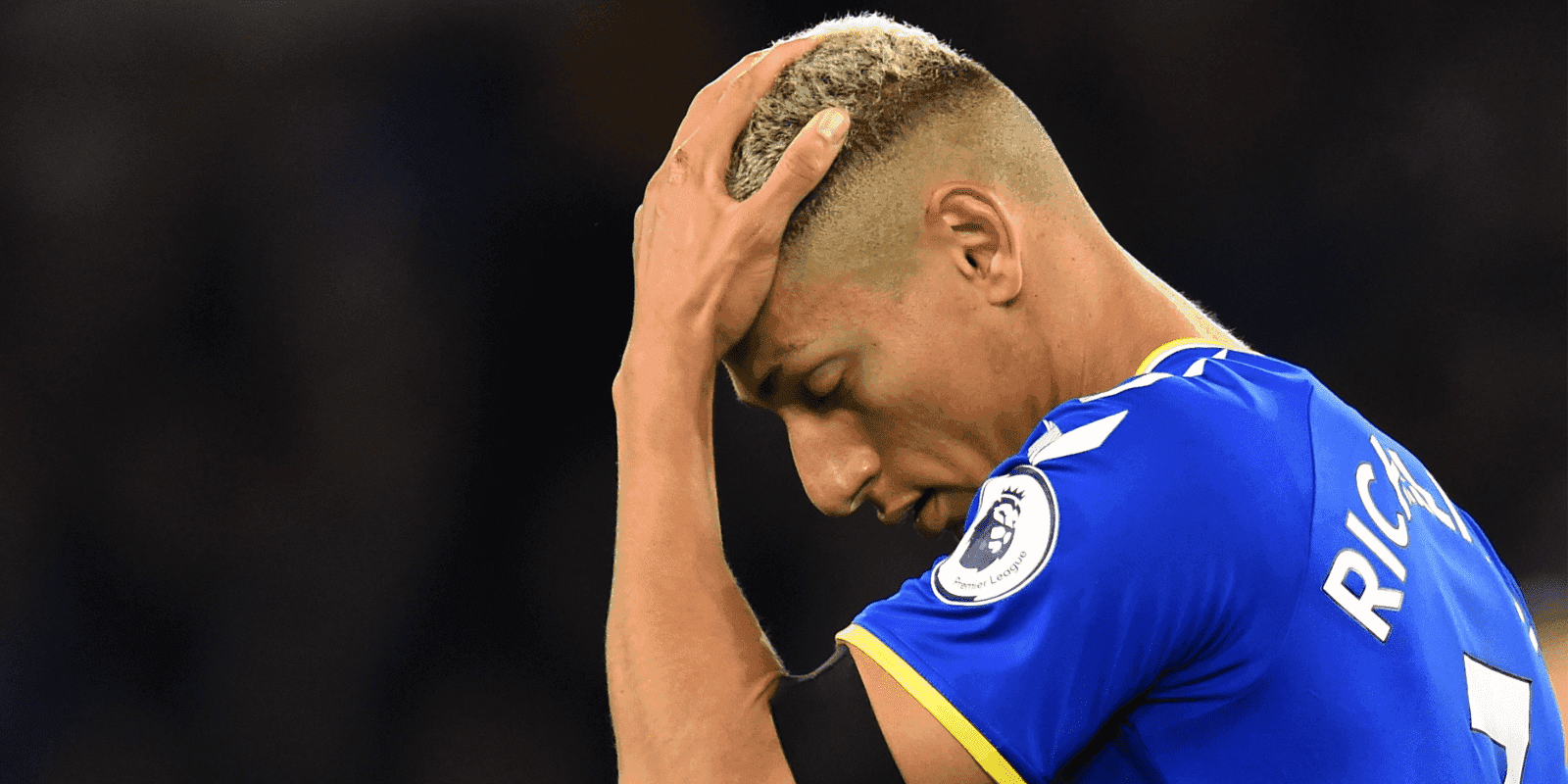 El extremo brasileño seguirá en la Premier League, aunque su actual club no quiere menos de 70 millones de euros por su pase