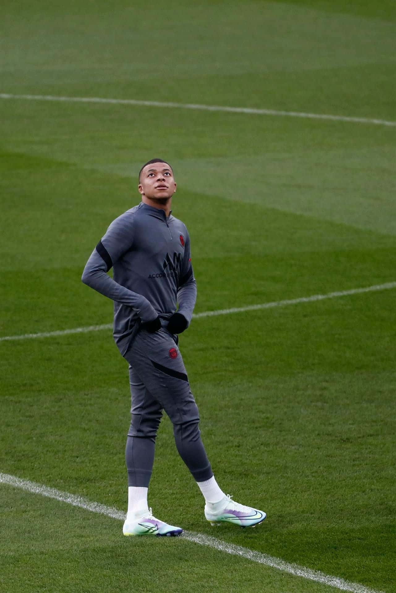 El francés se vio impresionado al conocer el estadio Santiago Bernabéu luego de las reformas.