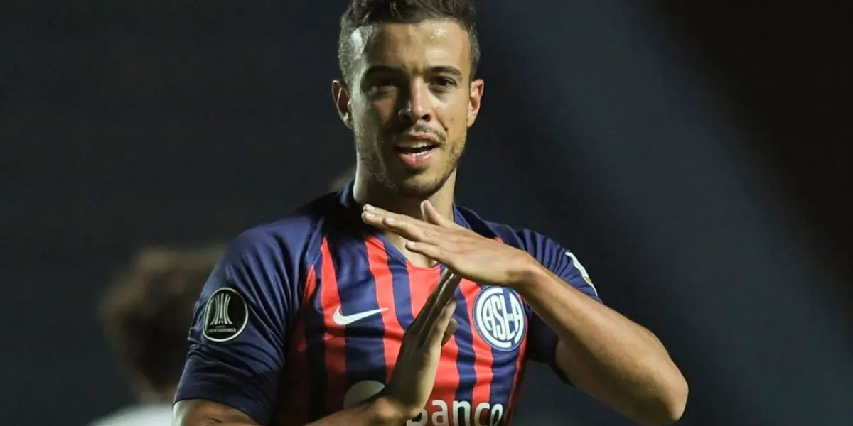 El futbolista mendocino tuvo un buen paso por San Lorenzo, aunque no se termina yendo de la mejor manera.