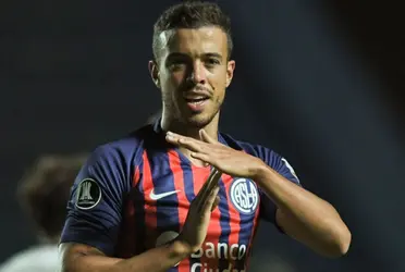 El futbolista mendocino tuvo un buen paso por San Lorenzo, aunque no se termina yendo de la mejor manera.
