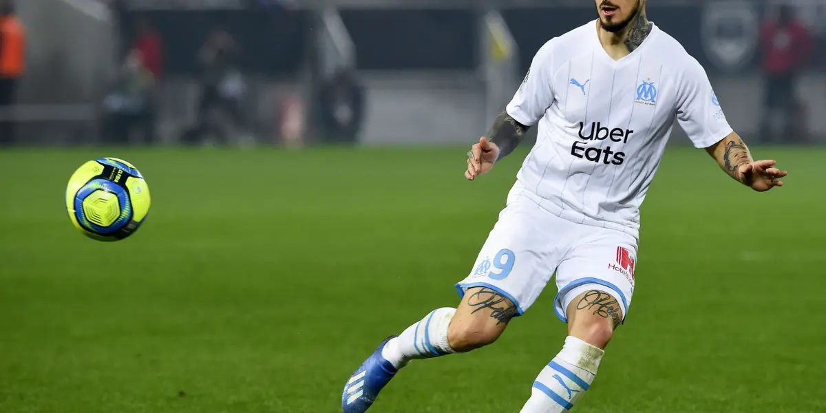 El futbolista no será tenido en cuenta por el entrenador argentino Jorge Sampaoli.