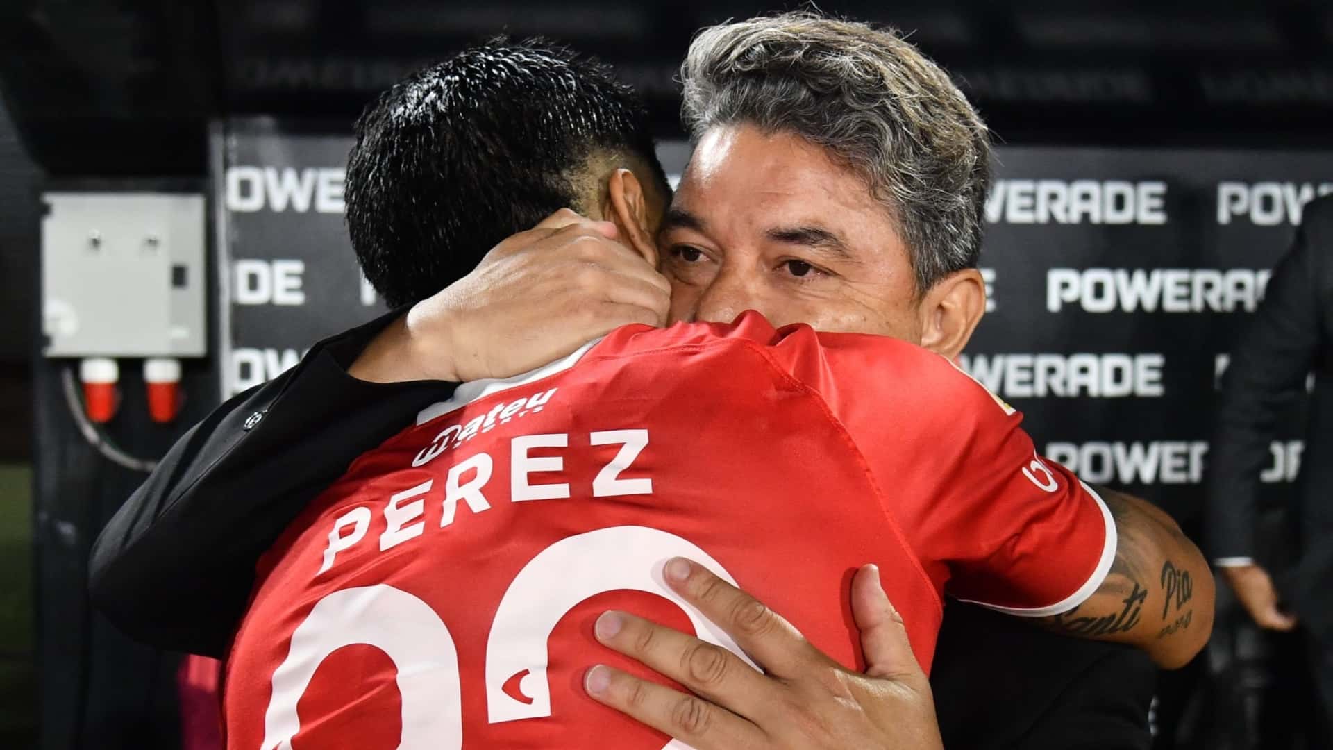 El futbolista sorprendió a más de uno con lo que hizo post partido.