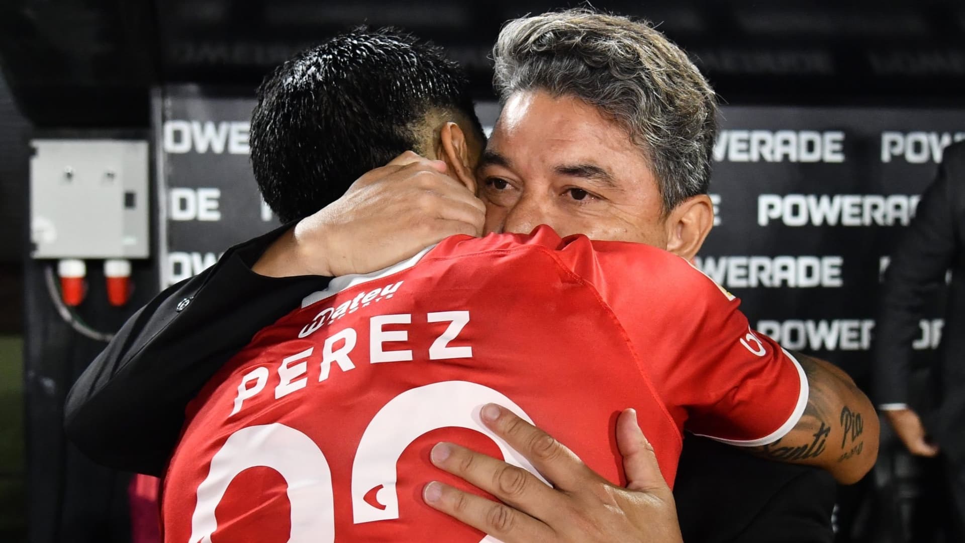 El futbolista sorprendió a más de uno con lo que hizo post partido.