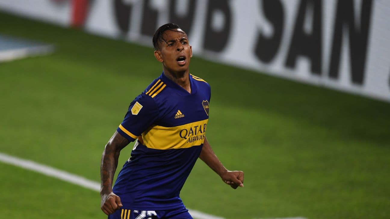 El futuro de Sebastián Villa en Boca Juniors es una incógnita, ya regresó al país y por el momento no tiene ofertas de otros clubes y en Europa el mercado de pases cierra este martes 31 de agosto ¿Seguirá jugando en el Xeneize? Enterate de toda la información acá.