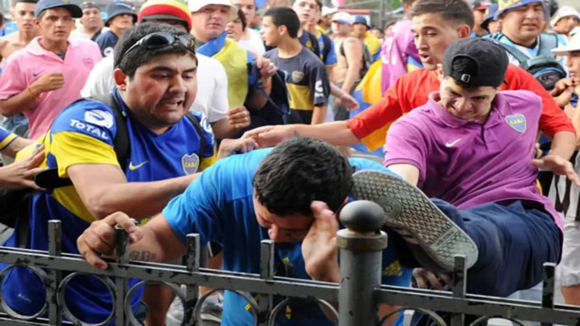 El gesto de un hincha de Boca se sorprendió a todos (TN)