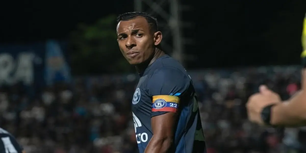 El gran gesto de Villa con Boca (Clarín)