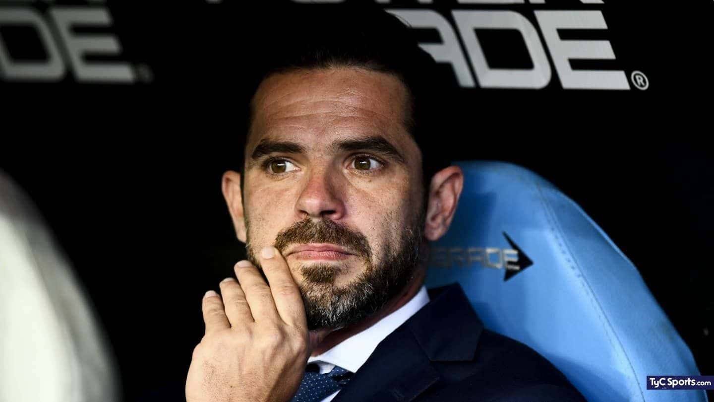 El histórico jugador Xeneize y ahora DT de Racing se deberá enfrentar a su antiguo equipo en las semifinales de la Copa de la Liga.