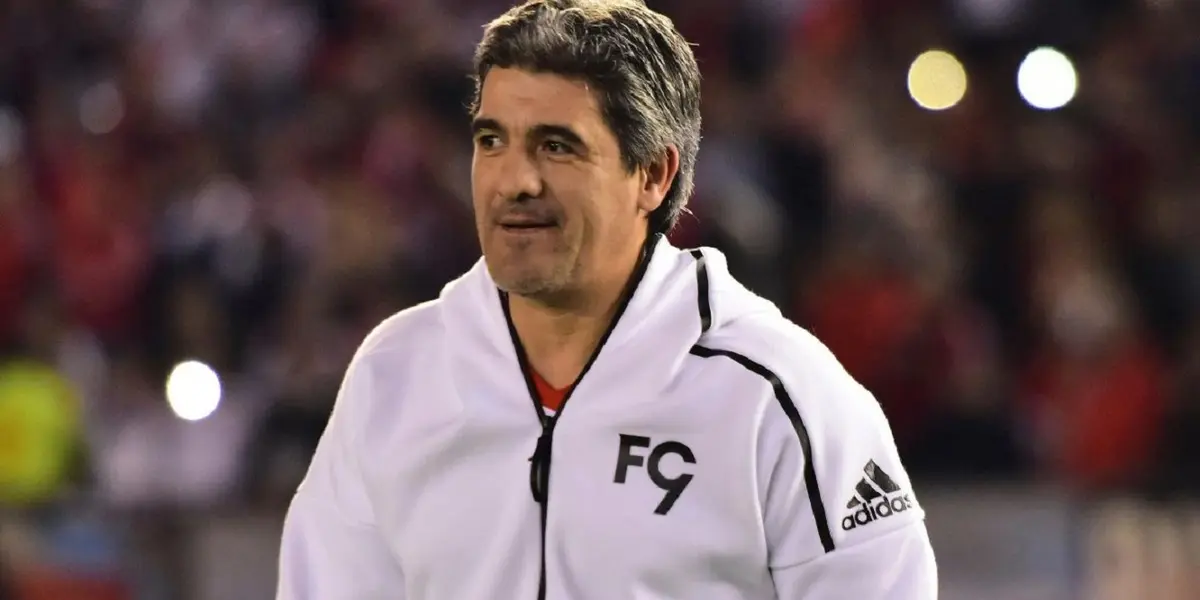 El ídolo de Núñez apuntó contra el colombiano, que aún no se adaptó al equipo de Marcelo Gallardo.