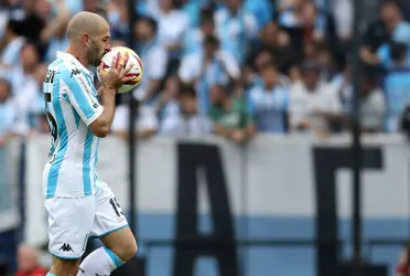 El ídolo jugó su último partido en la Academia en lo que fue victoria 2 a 1 ante Godoy Cruz.