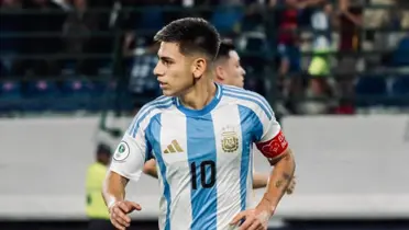 El joven futbolista buscará su lugar en el equipo inglés.