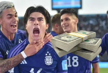 El joven futbolista de la Lazio marcó el que será, casi con seguridad, el mejor gol del certamen.