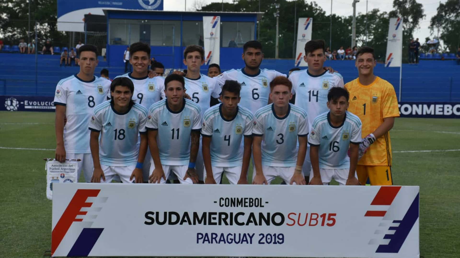 El joven futbolista seguirá en un gran equipo de Italia.