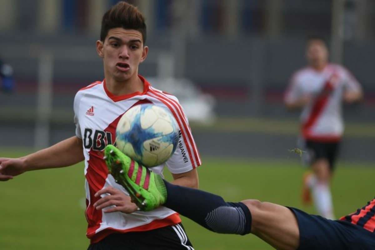 El juvenil tiene un partido en primera, contra Talleres de Córdoba, en 2017.