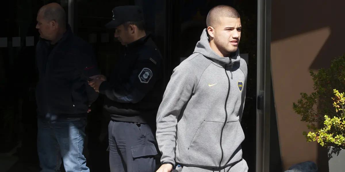 El lateral derecho regresó de su préstamo en Gimnasia y Esgrima La Plata por pedido de Miguel Ángel Russo.