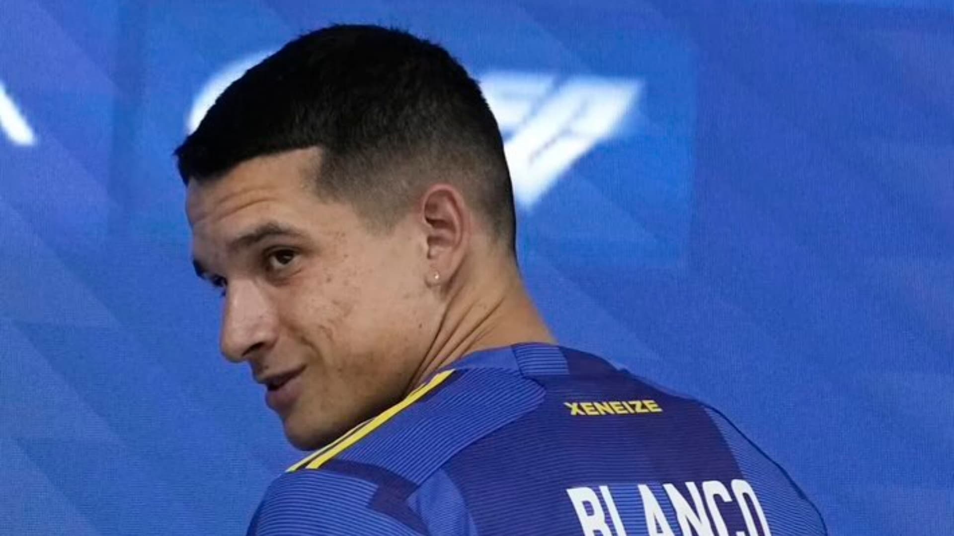 El lateral izquierdo del Xeneize es pretendido por la Academia.