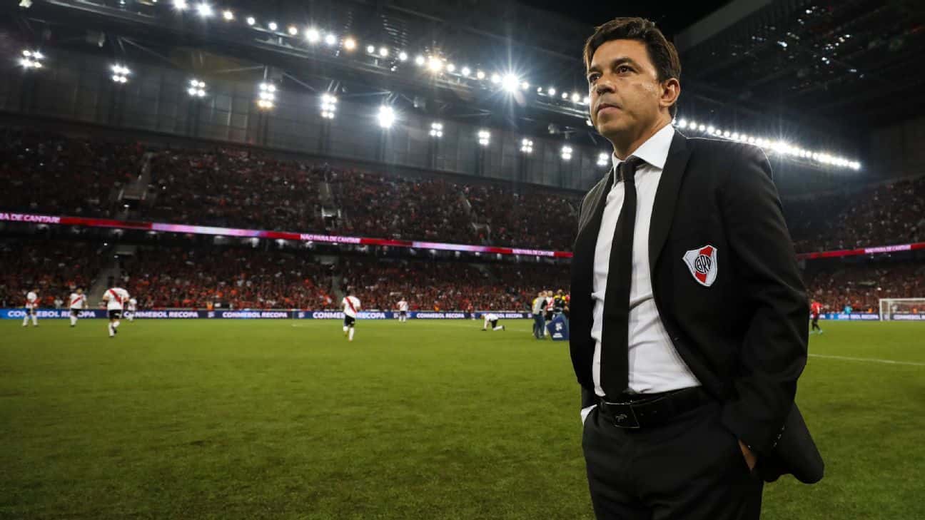 El lateral seguirá su carrera en el Rojo y aprovechó su salida para dejarle un mensaje al Muñeco.