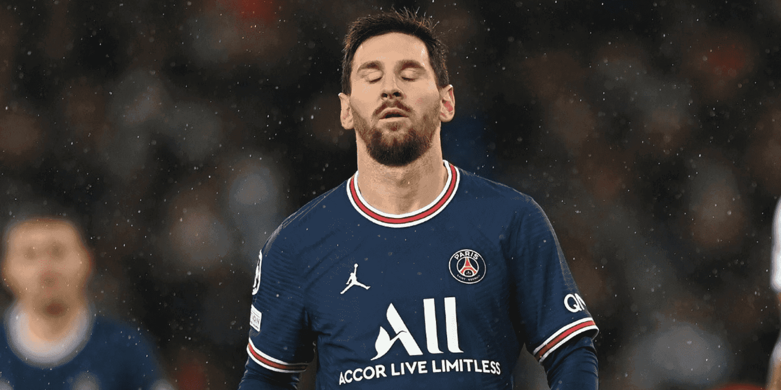 El líder del fútbol francés recibió una dura crítica y, a la vez, impensada.