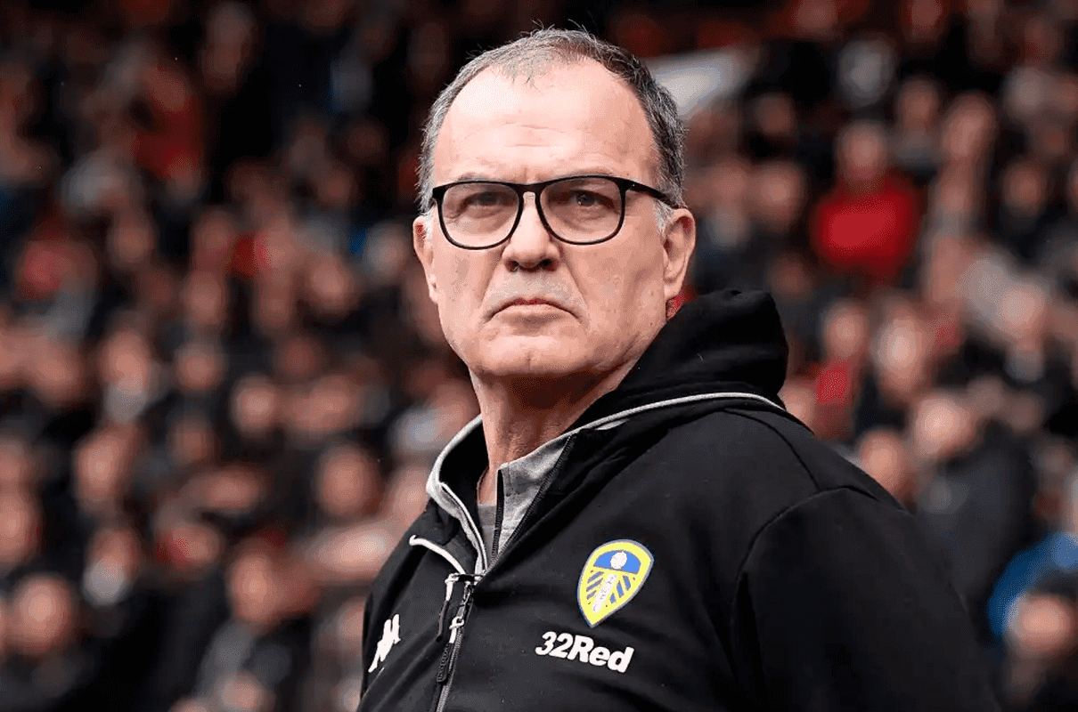 El Loco no dirige desde su salida del Leeds a principios de año, y un equipo inglés ya lo contactó.