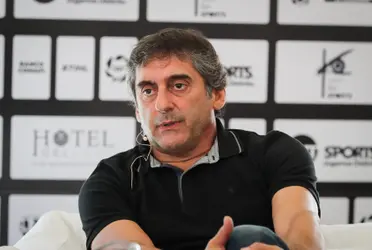 El mánager deportivo del club analizó las chances de que algunos jugadores dejen el club.