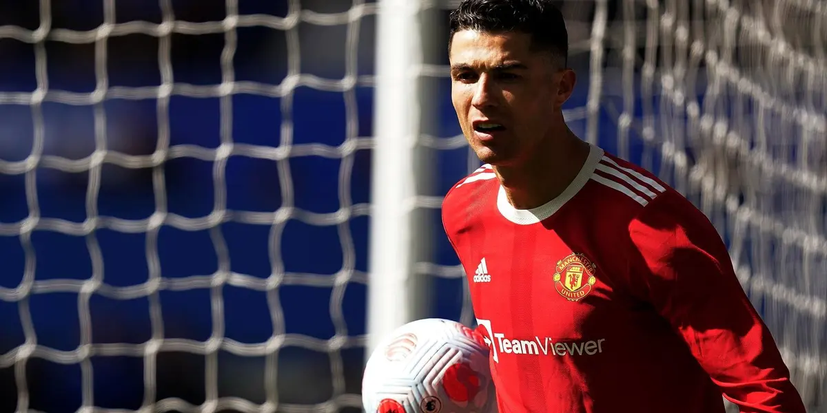 El Manchester United perdió ante Everton y el portugués tuvo una actitud despreciable. Luego, se disculpó en las redes sociales.