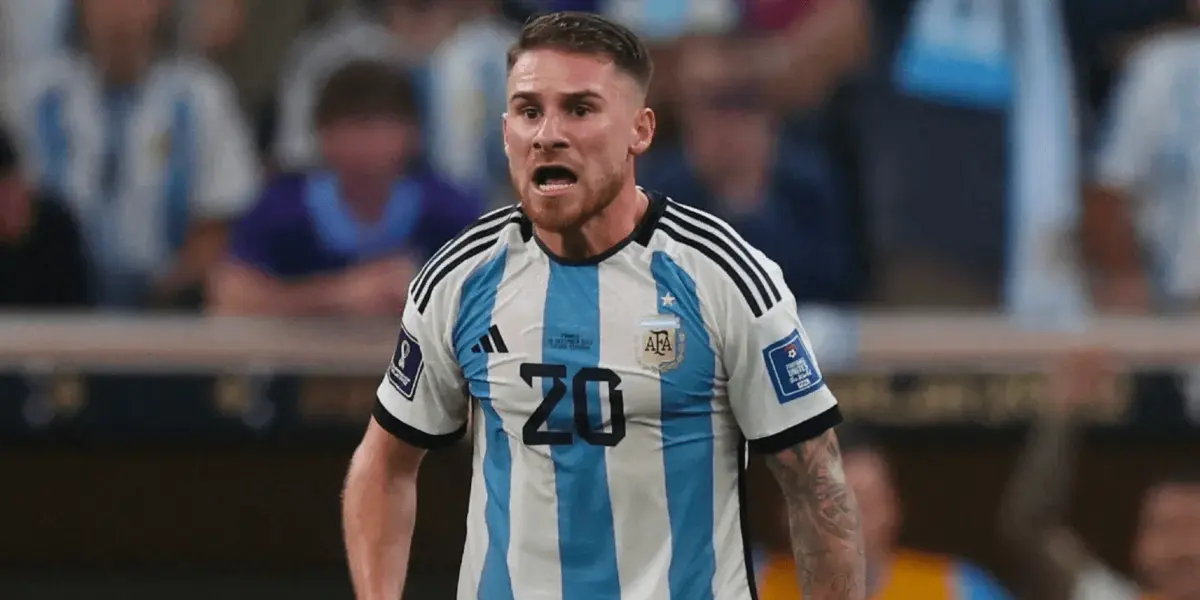 El mediocampista campeón del mundo recibió un golpe bajo en la Premier League