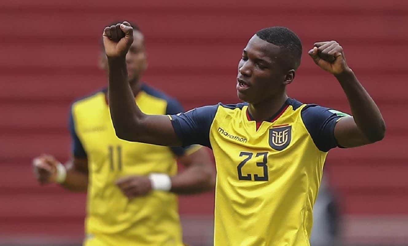 El mediocampista de 19 años es uno de los jugadores mas buscados de Sudamérica, Boca Juniors posó sus ojos en él, pero al parecer se va a un grande de Europa