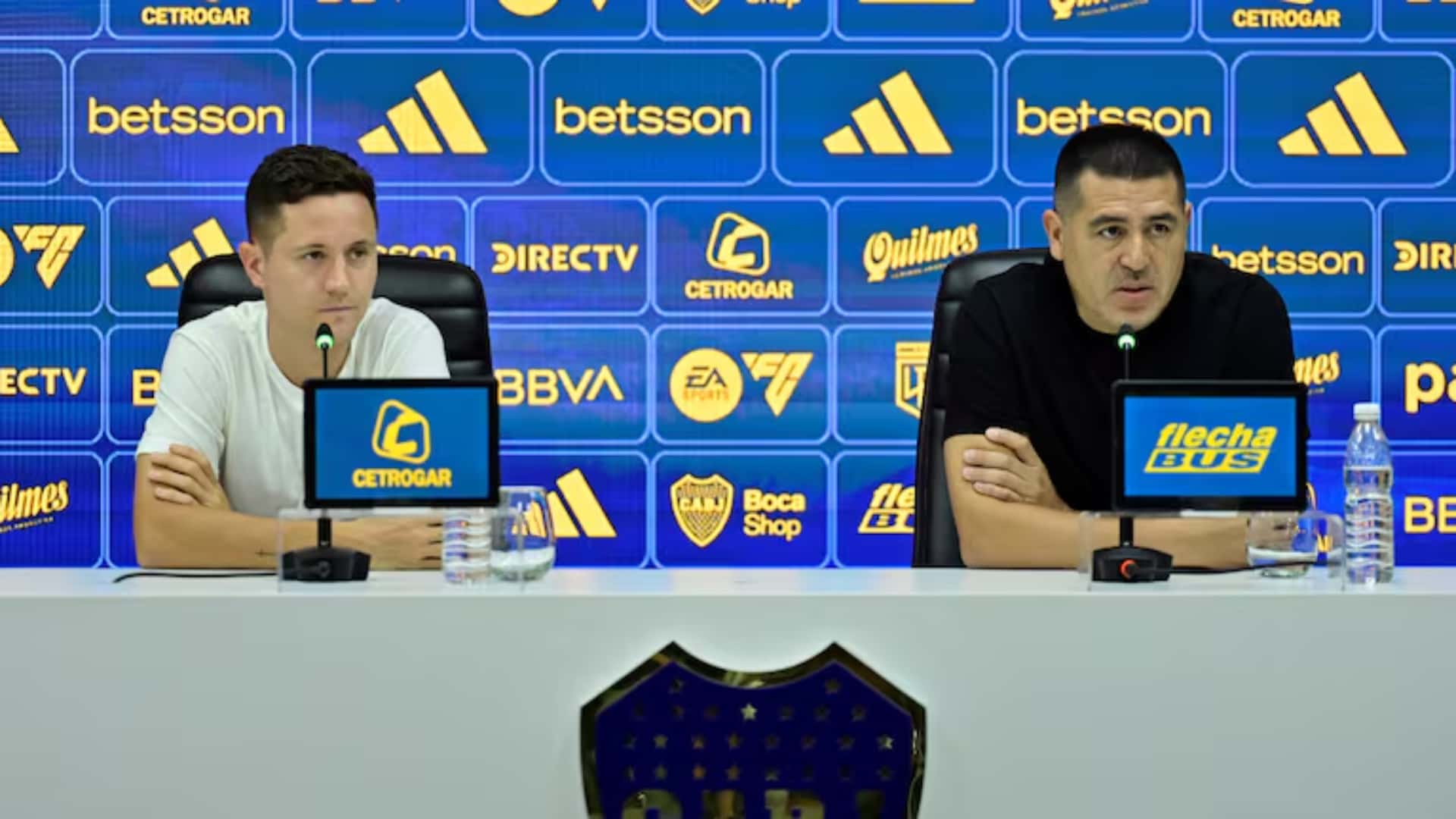 El mediocampista español habló sobre su adaption en el fútbol