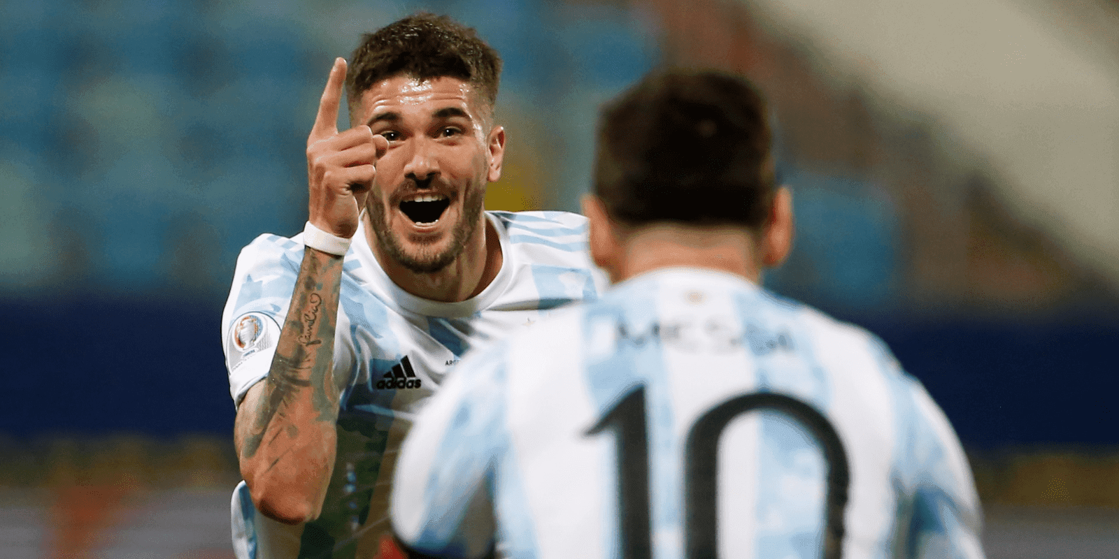 El mediocampista se encuentra ilusionado con ganar el Mundial y así lo expresó a través de una canción