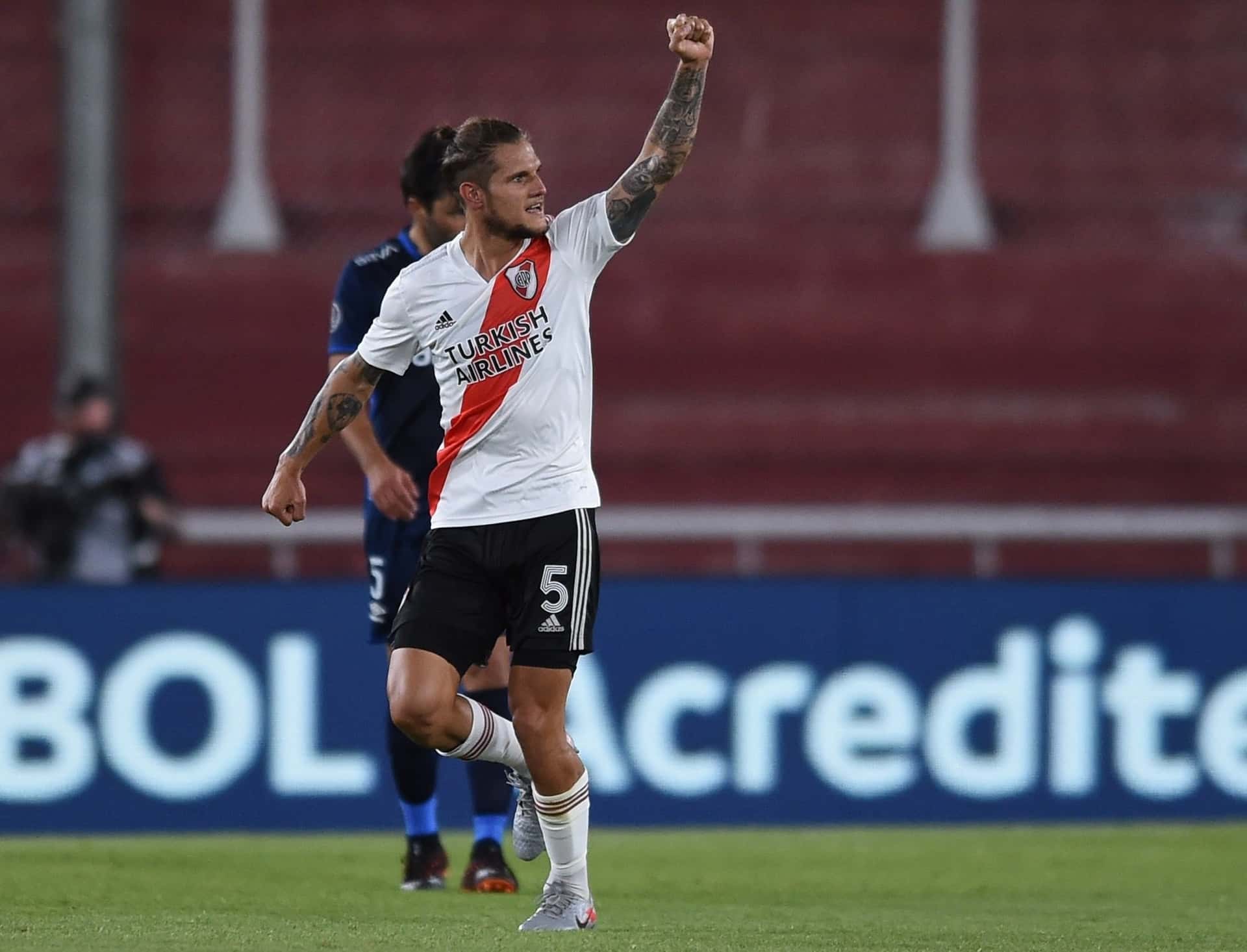 El mediocampista tiene intenciones de abandonar el club de Núñez en busca de continuidad.